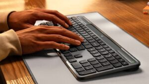 A vámpírok imádják majd a Logitech új billentyűzetét