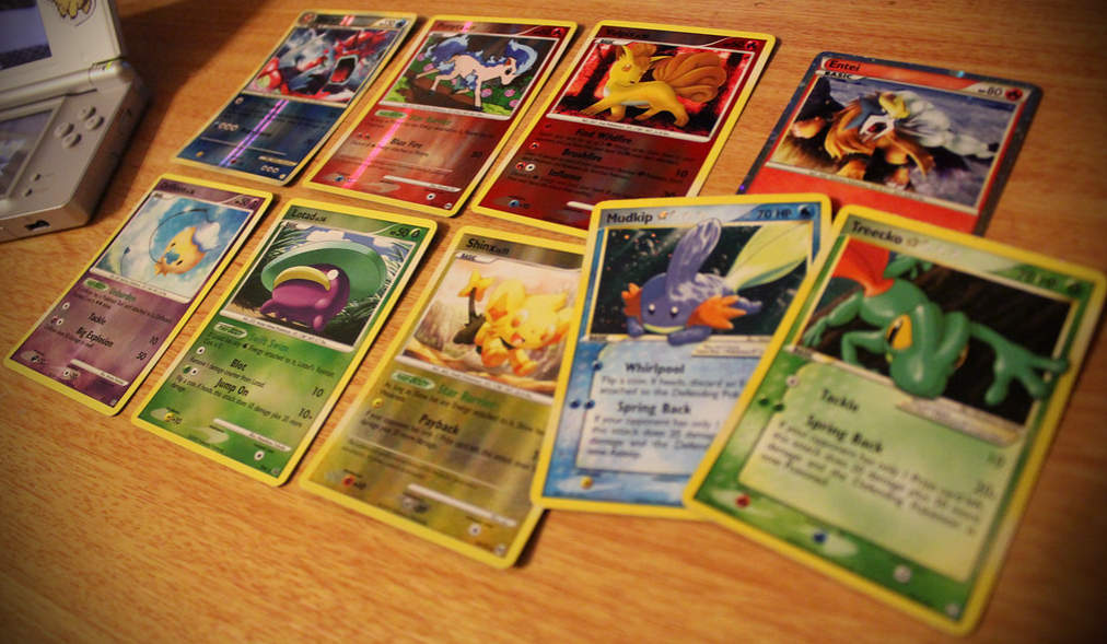Nálad is lapulhat egy 1,3 milliárdot érő Pokémon kártya