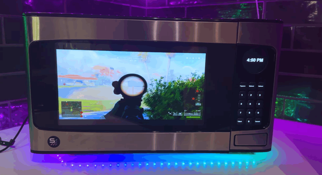 Nem csak álom: komoly gamer PC lett egy mikróból, és meg is nyerheted