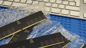 Olyan drága a RAM, hogy az oroszok maguk szerelik össze