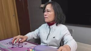 Ez az 59 éves kínai streamer szétverte a profi Counter-Strike játékosokat