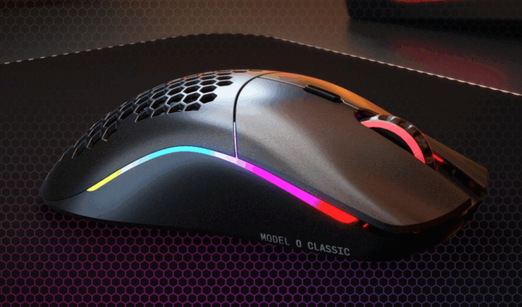 Model O Classic gamer egér